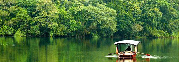 boating-pookode-lake-wayanad