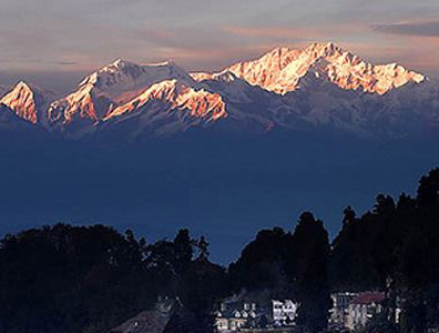 Kanchenjunga seen from Darjeeling
