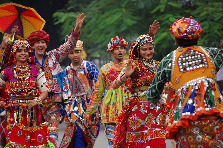 Ras Garba and Dandiya Navratri Celebrations in Gujarat Discovering